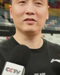 正式退出，洛夫顿返回上海？名帅回应，原因曝出，王哲林祝福|卢伟|上海男篮|广厦男篮|nba|系列赛_新浪体育_新浪新闻